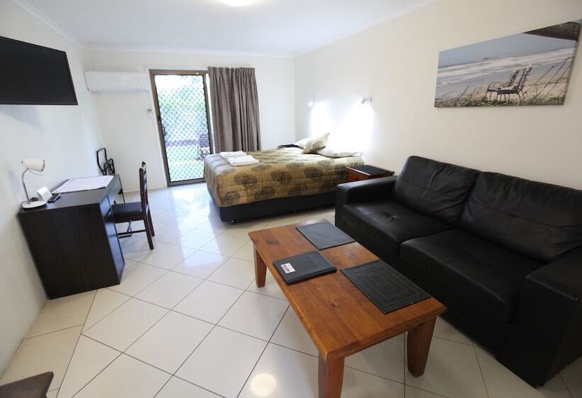 מוטל Pacific Palms Motor Inn
