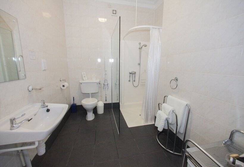 펜션 Tower House Executive Guest House