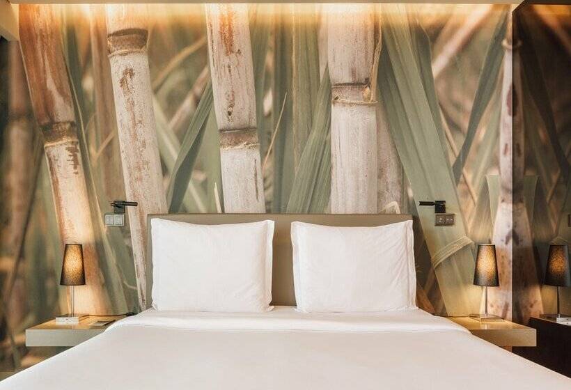 Saccharum Resort