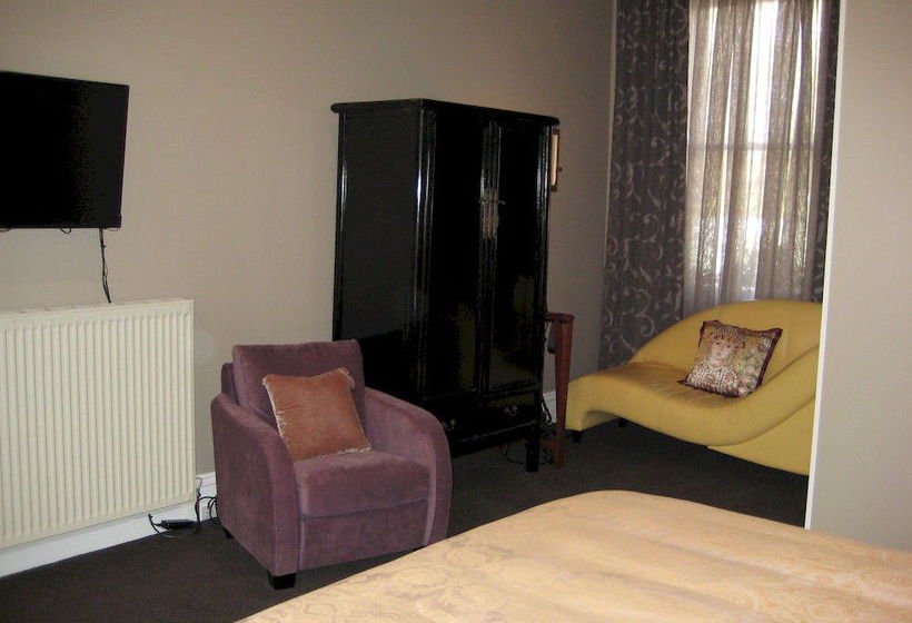 مبيت وإفطار Finches Country Guesthouse Hotel Beechworth