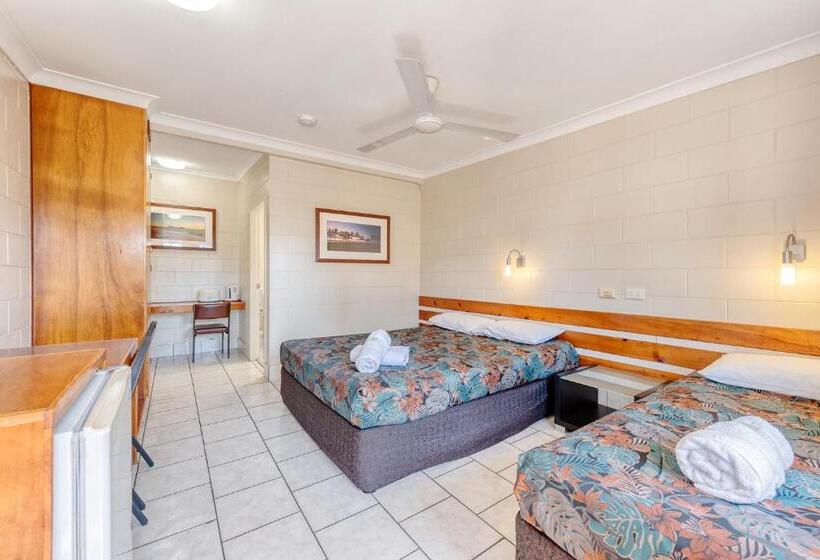 Demi View Motel