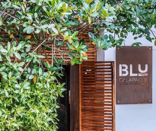 هتل Blu Galapagos Sustainable Waterfront Lodge