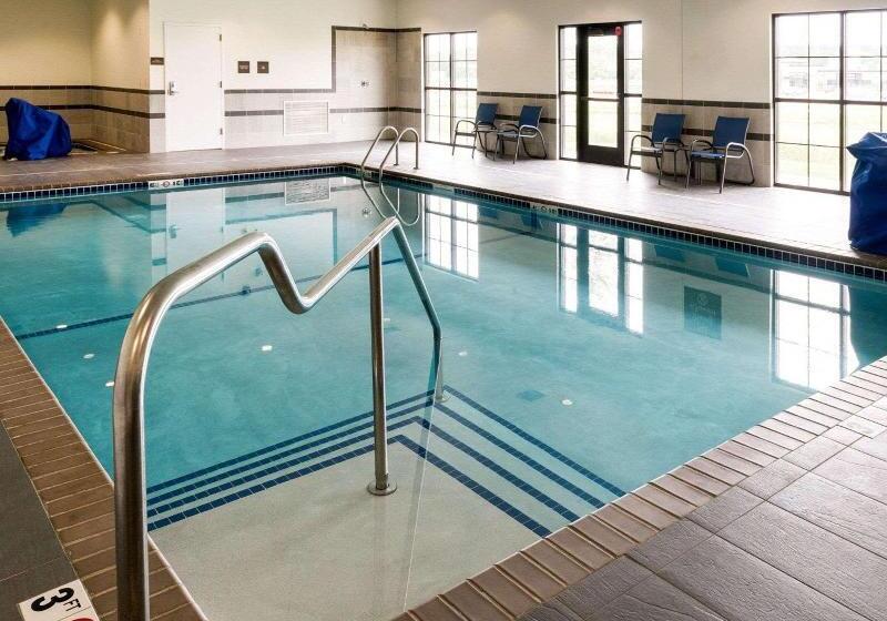 هتل Comfort Inn & Suites West   Medical Center