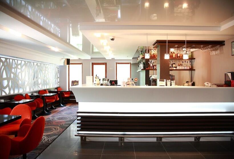 فندق Grand Admiral Resort & Spa