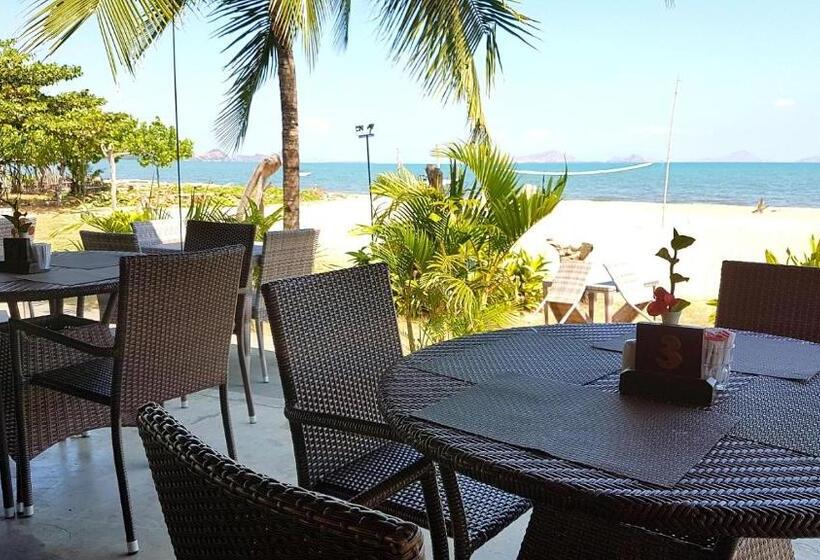 هتل Luwansa Beach