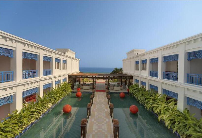 בית מלון כפרי Mayfair Palm Beach Resort