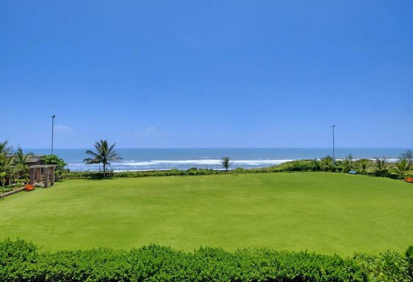 ホテル Mayfair Palm Beach Resort