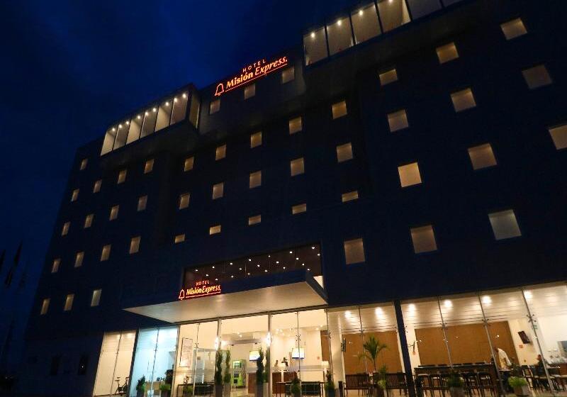 Отель Mision Express Queretaro