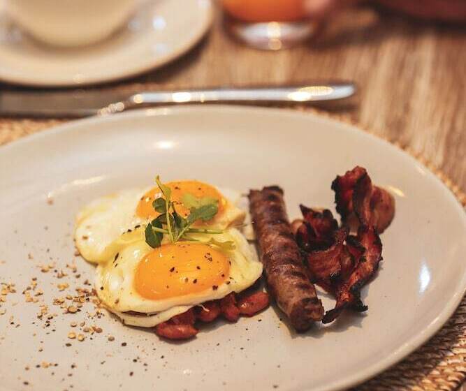 בית מלון כפרי Otjiwa Safari Lodge