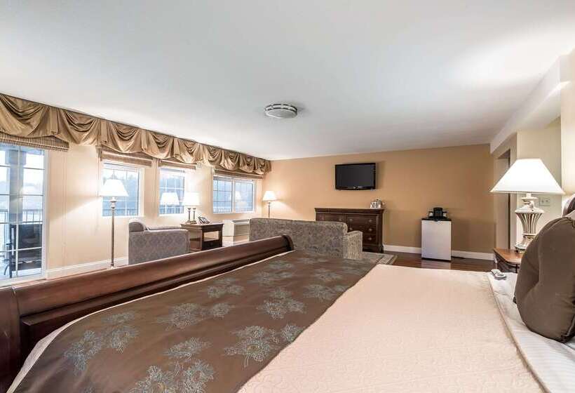 Riverside Hotel, Ascend Hotel Collection