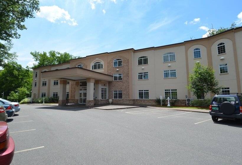 Riverside Hotel, Ascend Hotel Collection