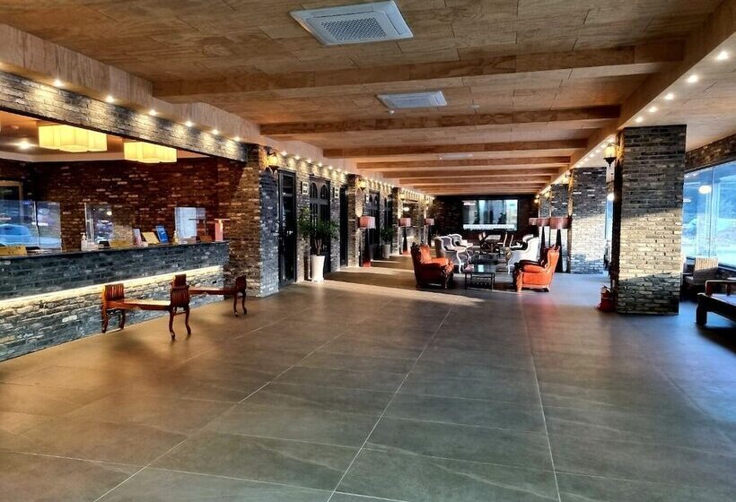 فندق Ramada By Wyndham Suanbo