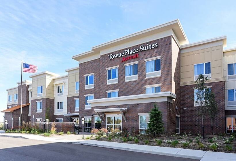 Отель Towneplace By Marriott Suites Detroit Auburn Hills