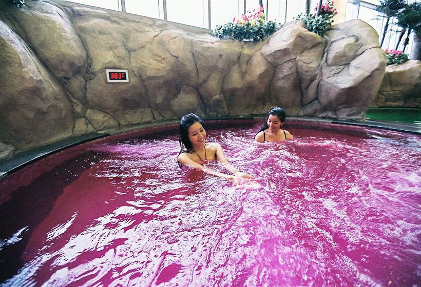 Phoenix Park Resort