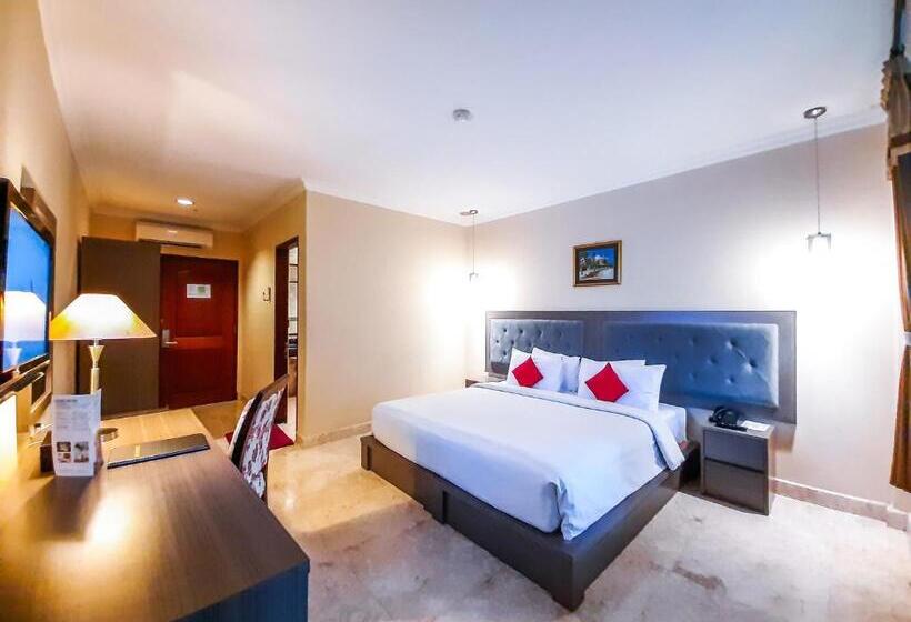 استراحتگاه Royal Hotel And Villa Batu