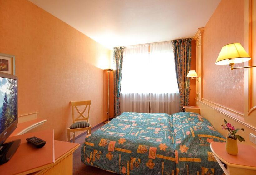 هتل Hôtel Gruber
