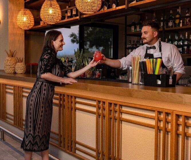 ホテル Georgioupolis Suites