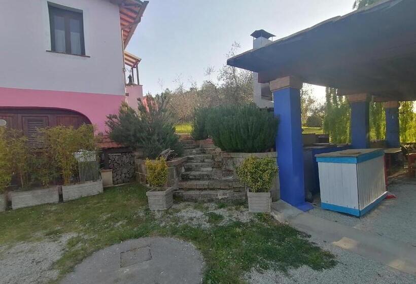 فندق Agriturismo Campolungo