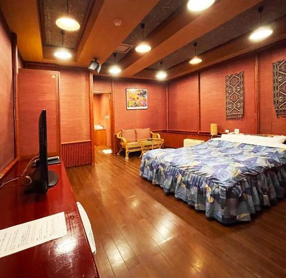 فندق Arun Adult Only
