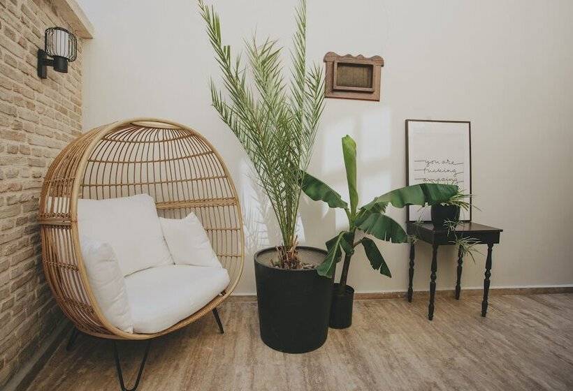 هتل House Of Good Things