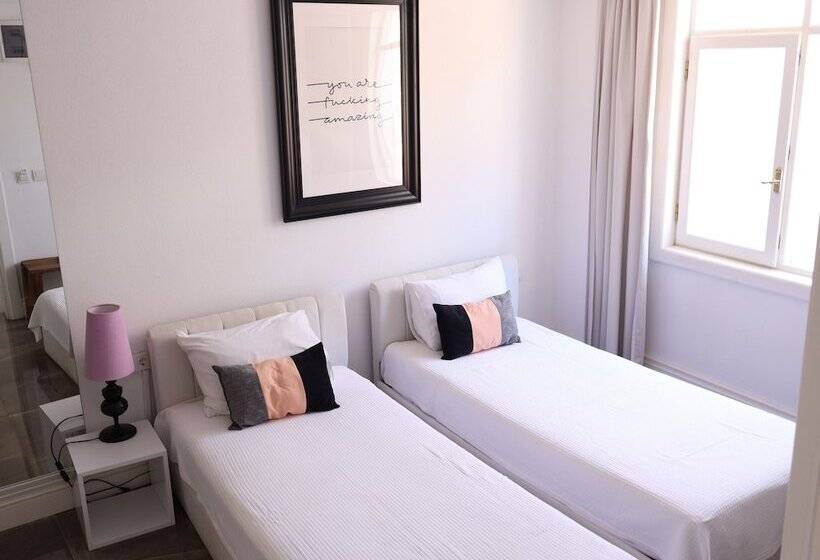 هتل House Of Good Things