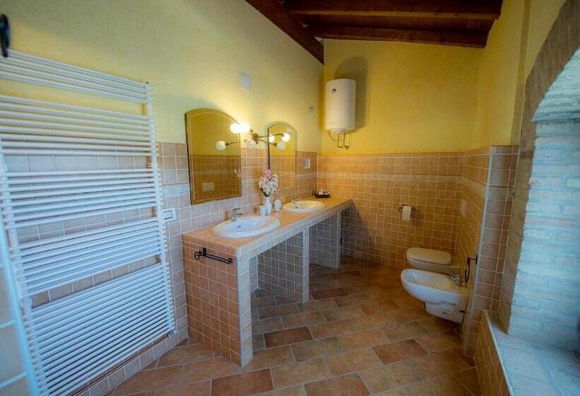 مبيت وإفطار Fattoria Branciana