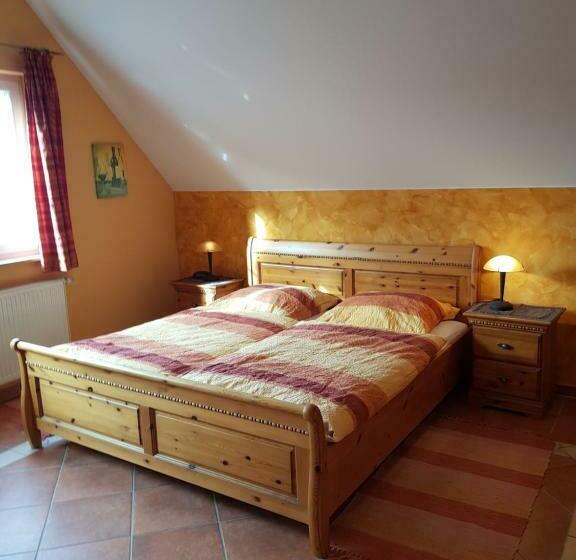 ベッドアンドブレックファースト Weingut Und Gästehaus Henrici