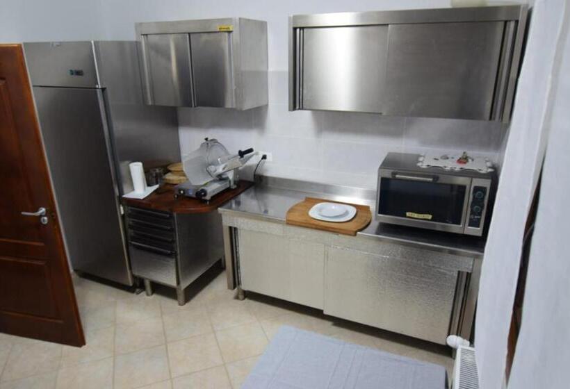 فندق Agropensiune Casa Sonia