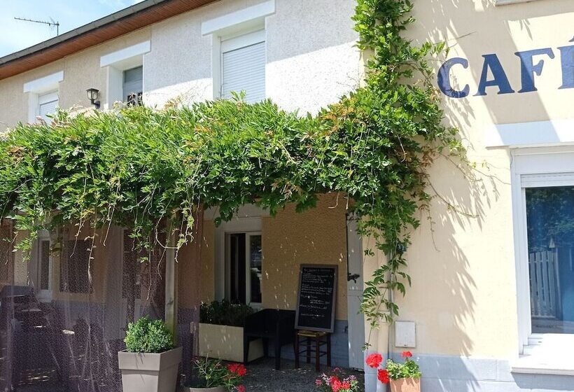 בית מלון כפרי L  Auberge Campagnarde, Lourdes