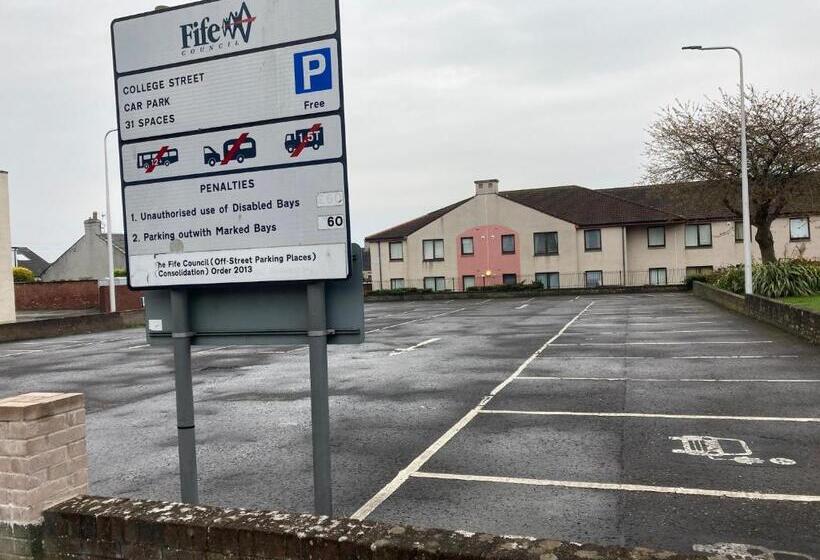 بنسيون 30 College Street, Buckhaven, Leven, Fife, Ky81jx