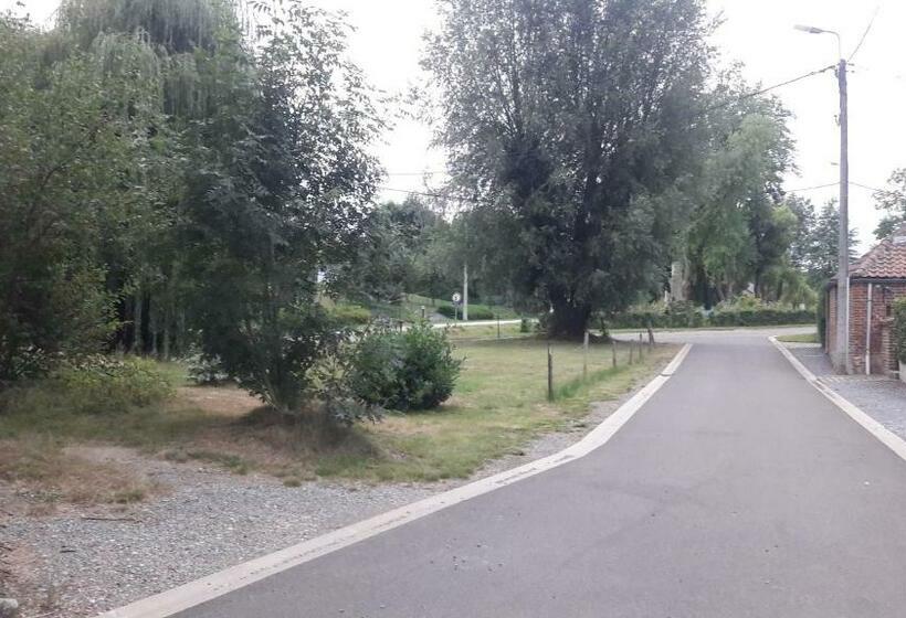 Пансион Le Gîte Du Pic Vert