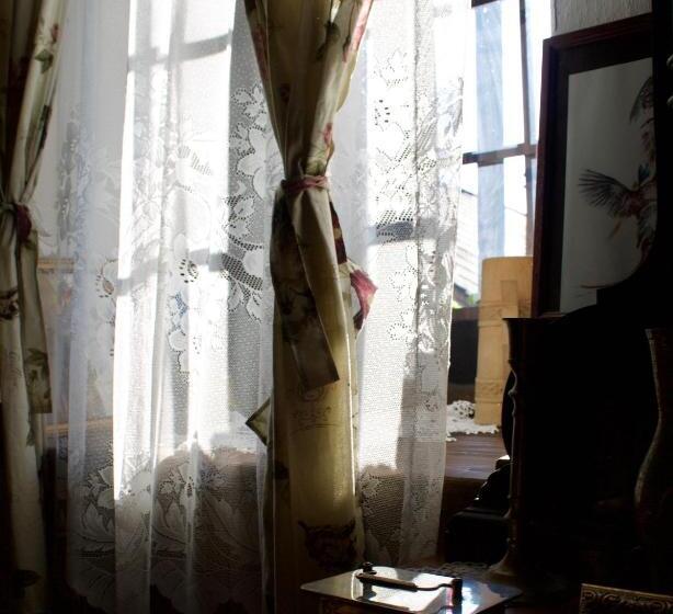 بنسيون Sasfészek Pihenő