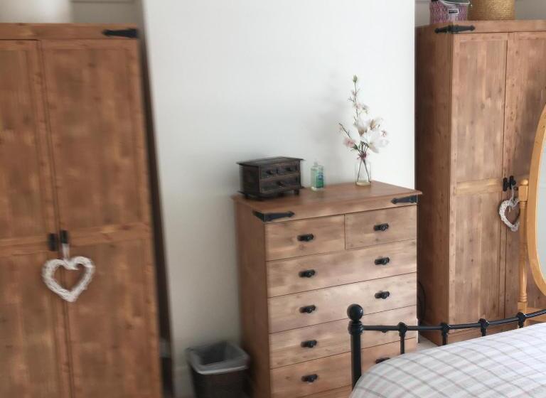 住宿加早餐  Dunedin House Nedderton Village Bedling