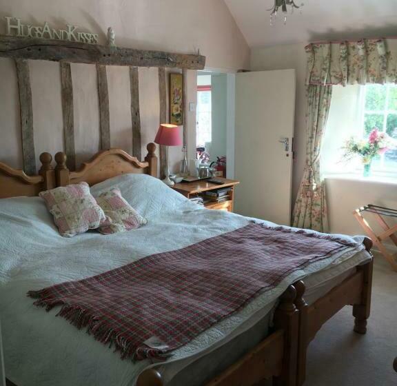 مبيت وإفطار Higher Biddacott Farm