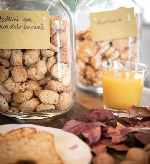 مبيت وإفطار Turchi Farm   Locanda Della Luna & Antico Frantoio
