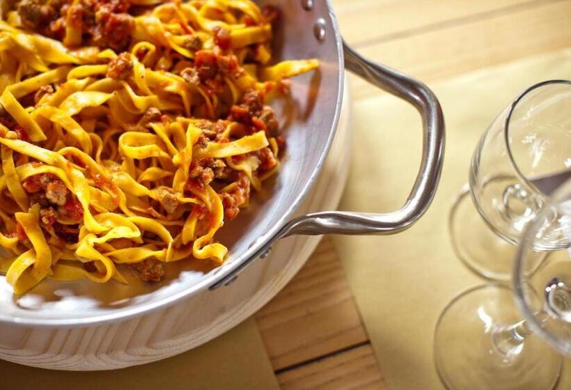 مبيت وإفطار Turchi Farm   Locanda Della Luna & Antico Frantoio