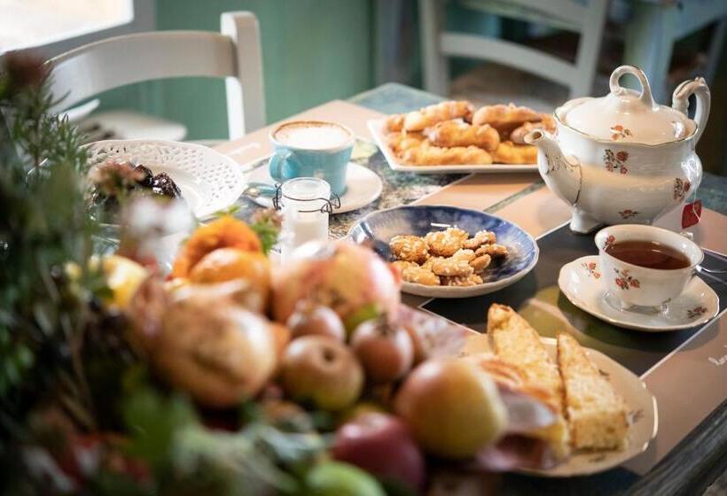 مبيت وإفطار Turchi Farm   Locanda Della Luna & Antico Frantoio