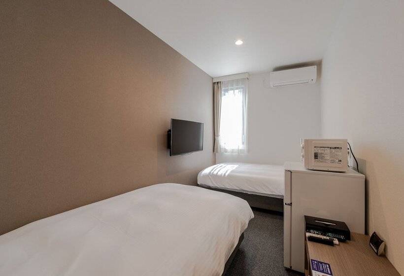 فندق R9 The Yard Isa