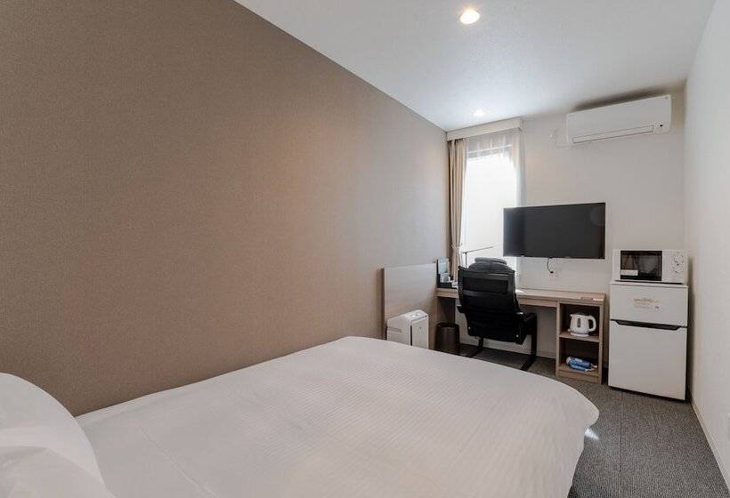 فندق R9 The Yard Isa