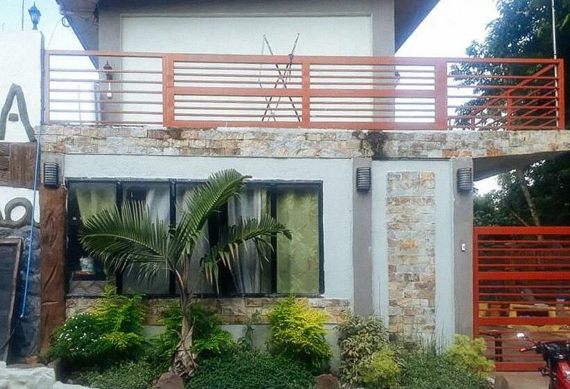 호텔 Reddoorz @ Balay Hiraya Apartment