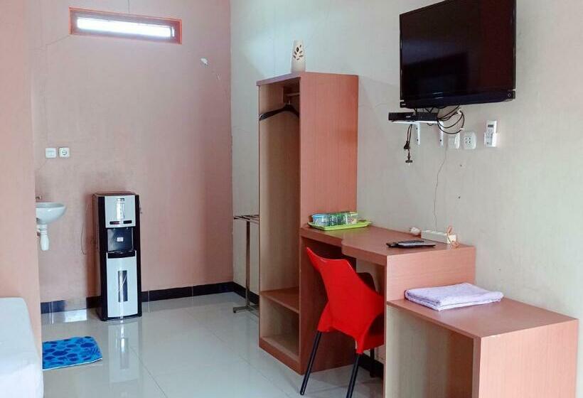 호텔 Reddoorz Syariah Near Danau Tes Bengkulu