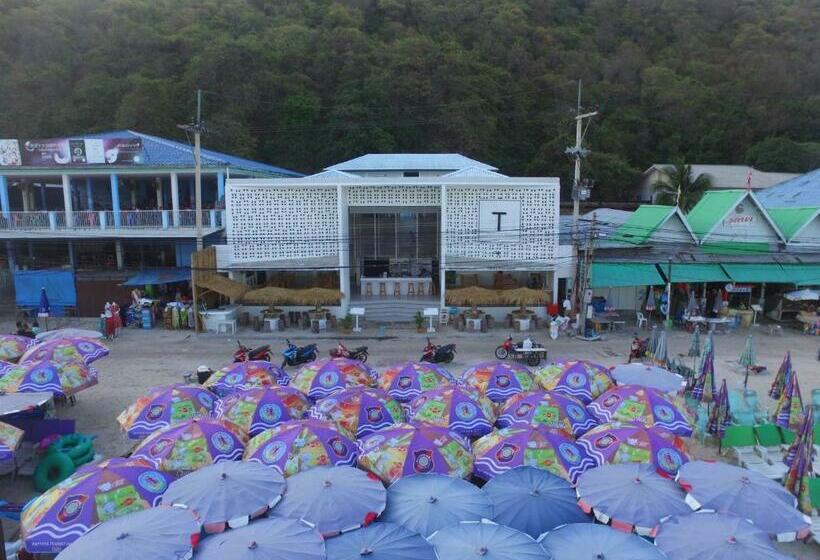 Tawaen Beach Resort