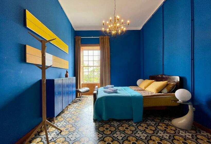 Общежитие Hostal Bubango