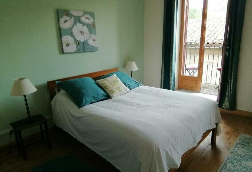 مبيت وإفطار Aux Douces Nuits De Rivel