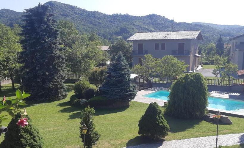 مبيت وإفطار L Isola Dla Cerrea