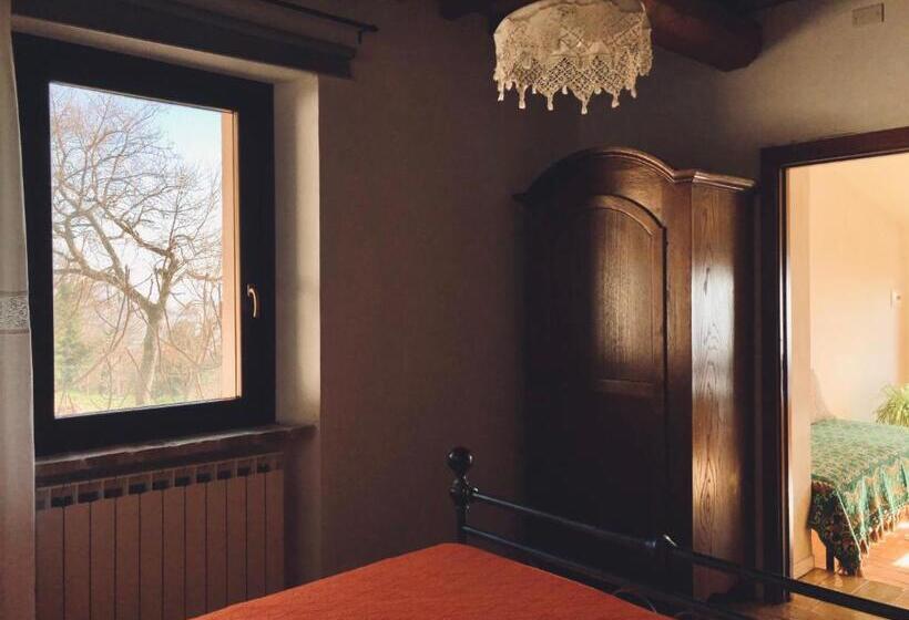 فندق Agriturismo Castelvecchio, Casa Vacanza Con Piscina A Fabriano