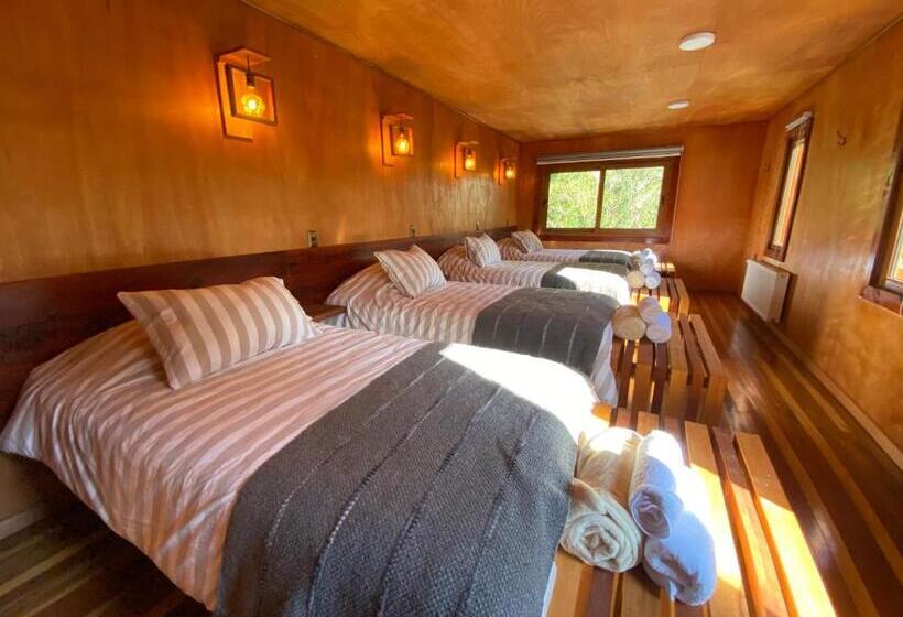 בית מלון כפרי Illi Lodge & Hostel