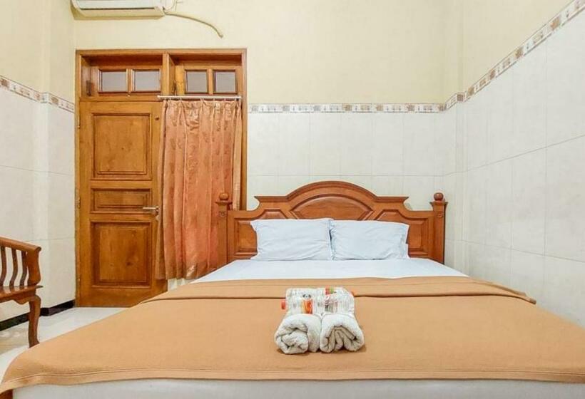 בית מלון כפרי Shinta 2 Near Alun Alun Kertosono Mitra Reddoorz