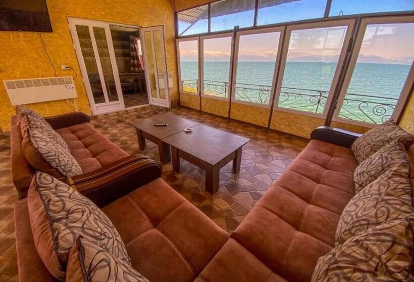 پانسیون Golden Beach Sevan