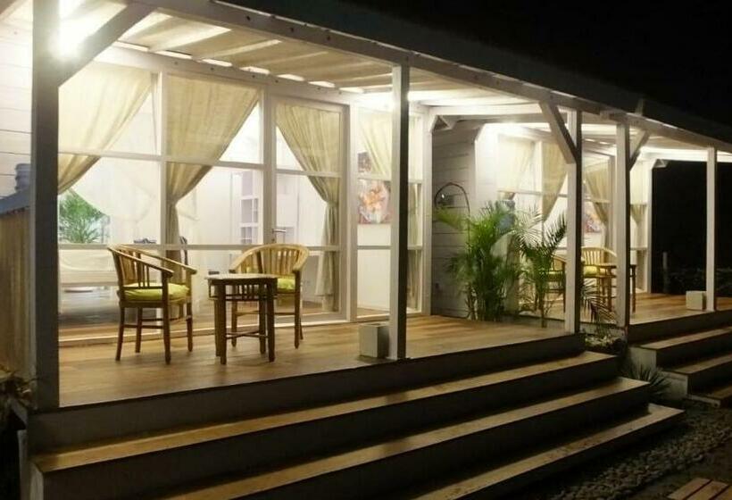 Пансион Inay Guest House
